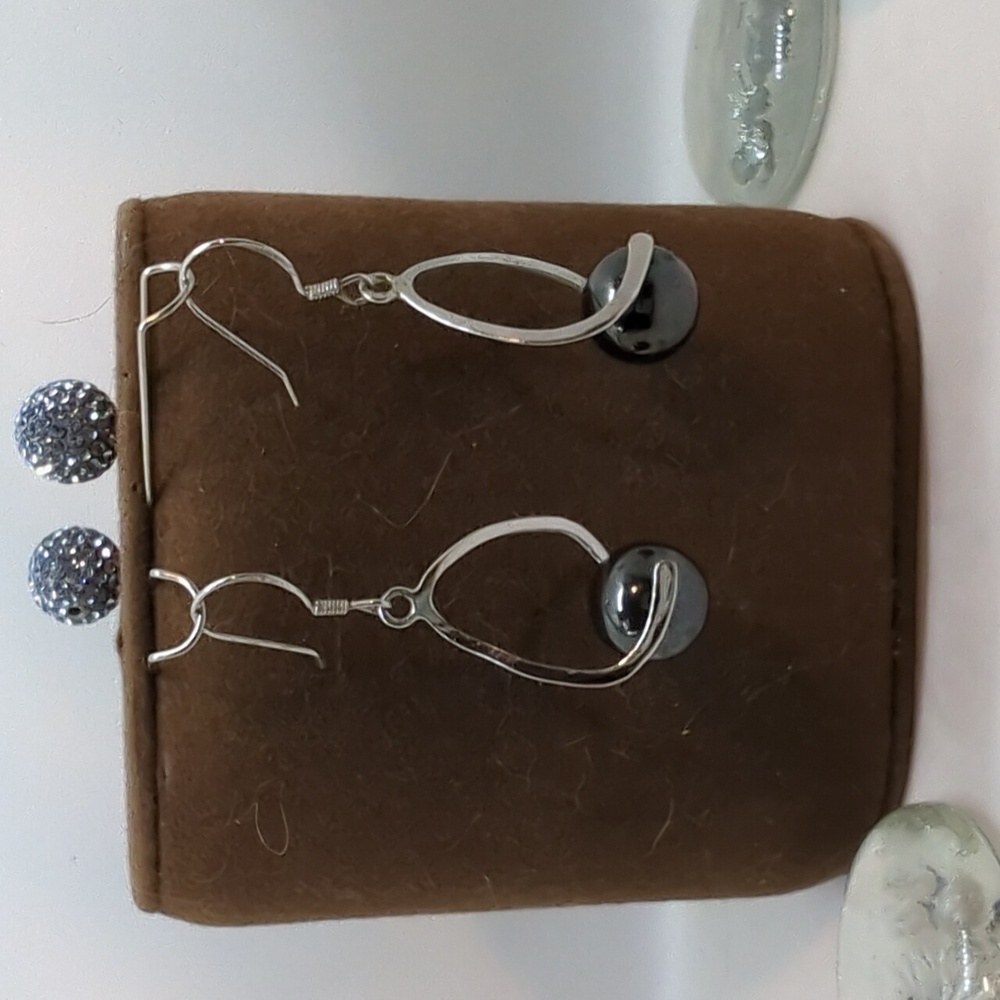 Interchangeable bead earrings